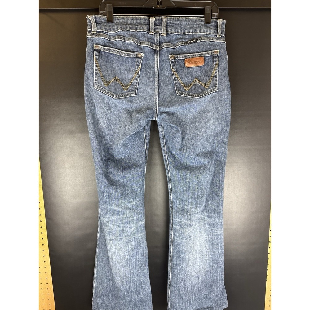 Womens Light Blue Wrangler Jeans Size 11x36 Bootcut Mid Rise - Picture 2 of 7